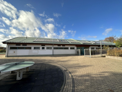 Sporthalle Außenansicht